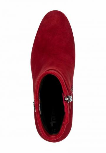 Сапожки на танкетке