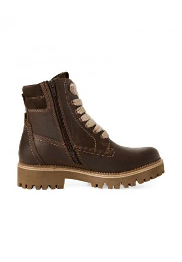 Ботинки на шнуровке