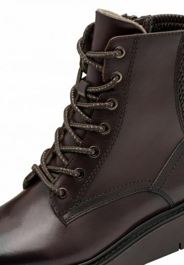 Сапожки на танкетке