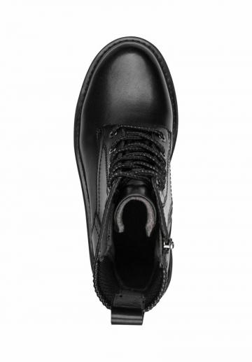 Сапожки на танкетке