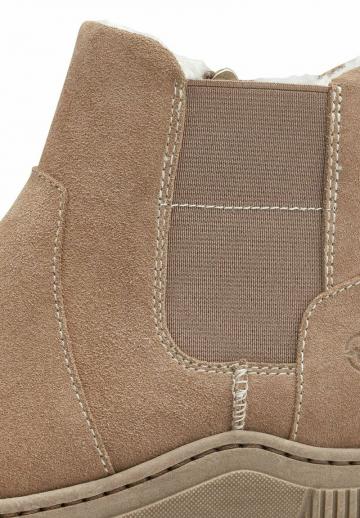 Сапожки на танкетке