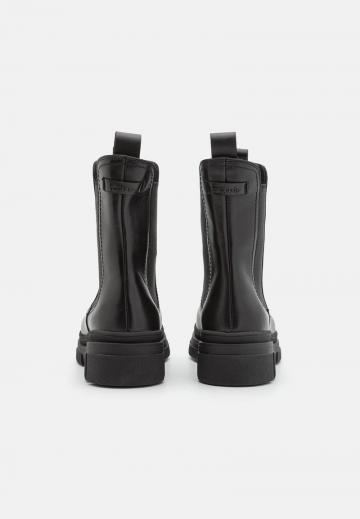 Ботинки челси