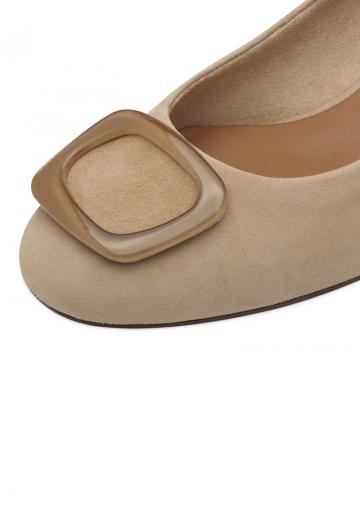 Туфли с высоким носом