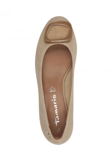 Туфли с высоким носом