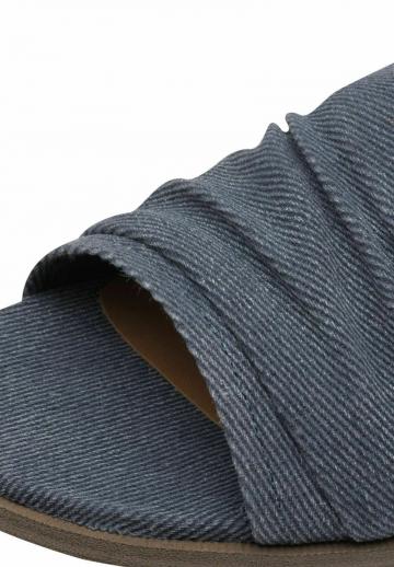 Гандбольные кроссовки