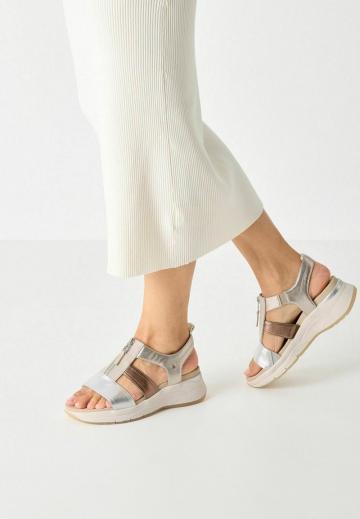 Босоножки на платформе