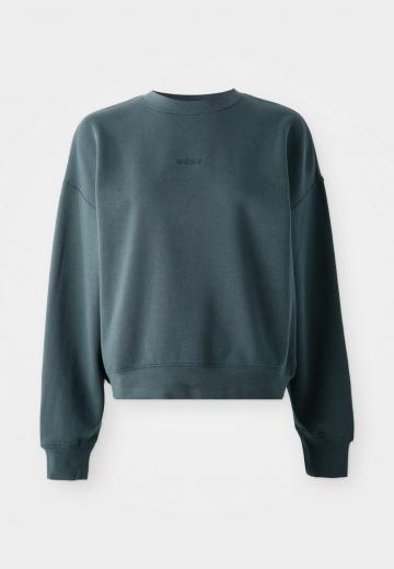 Спортивная толстовка