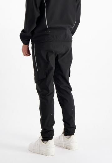 Брюки с накладными карманами