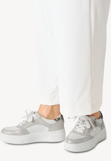 Гандбольные кроссовки