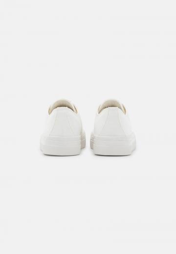 Гандбольные кроссовки