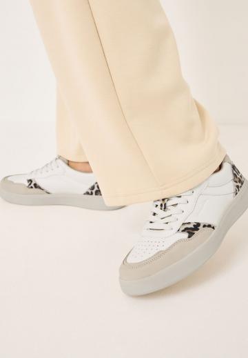 Гандбольные кроссовки