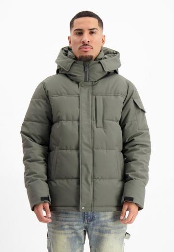 Зимняя куртка