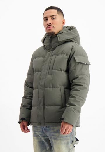 Зимняя куртка