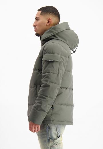 Зимняя куртка