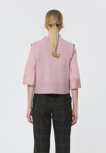 Вязаный жилет