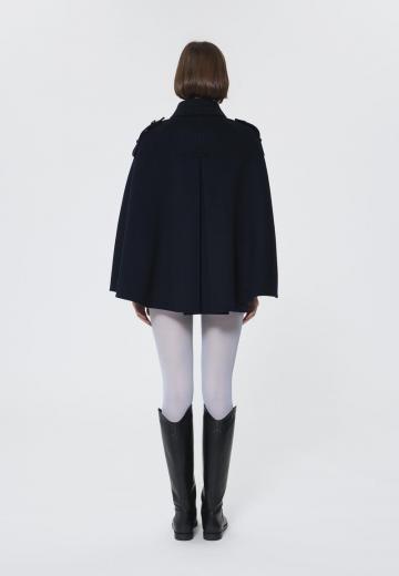 Короткое пальто