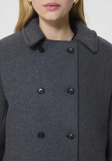 Шерстяное пальто