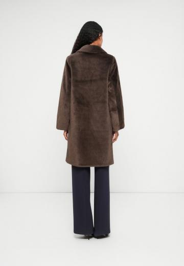 Шерстяное пальто
