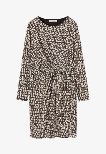 Короткое платье