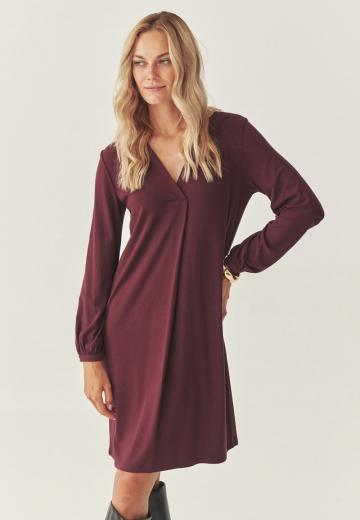 Вязаное платье