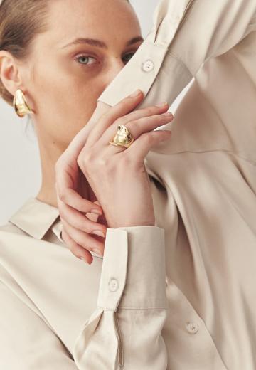 Атласная блузка