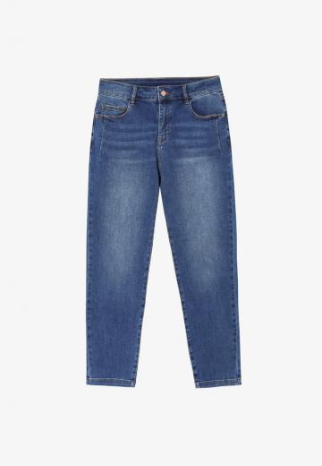 Короткие джинсы