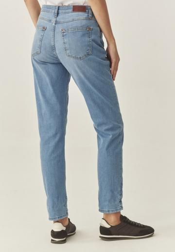 Джинсы