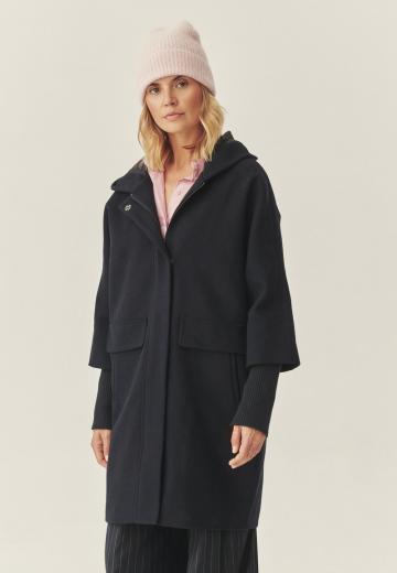 Шерстяное пальто