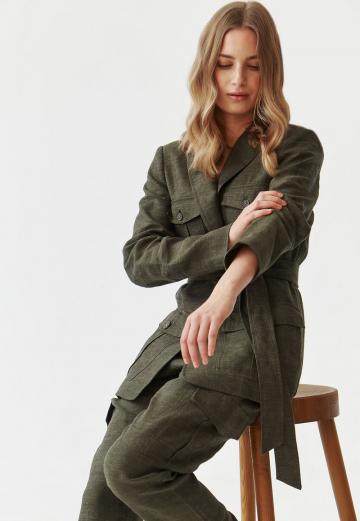 Блейзер с накладными карманами