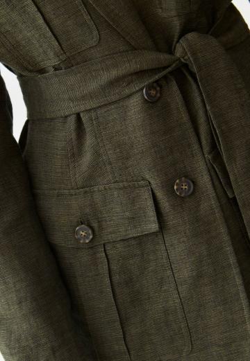 Блейзер с накладными карманами