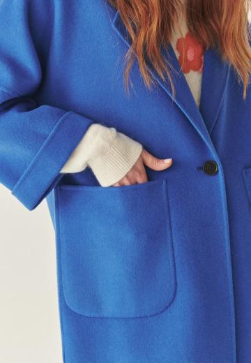 Короткое пальто