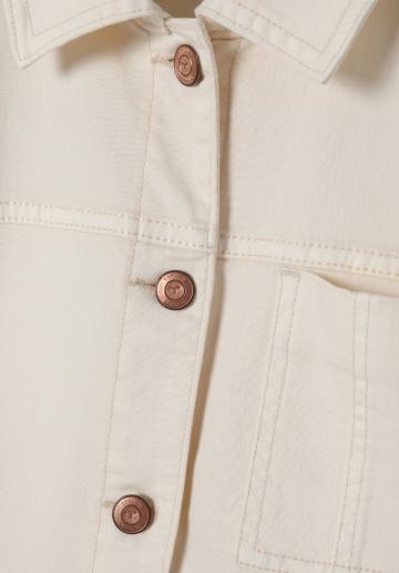 Куртка с накладнымит карманами