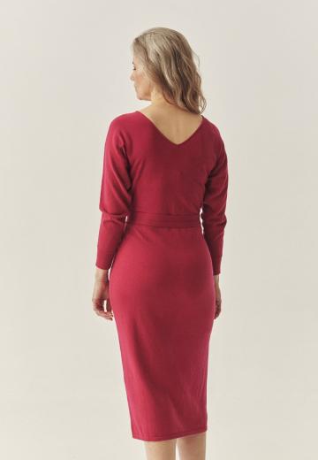 Платье футляр