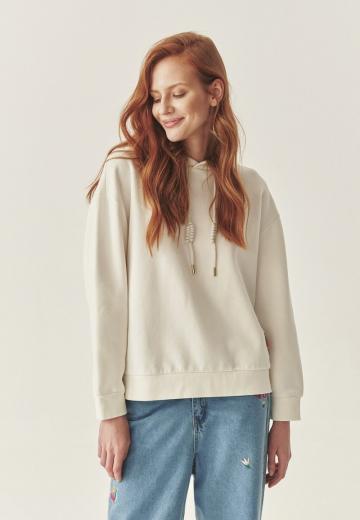 Пуловер с капюшоном