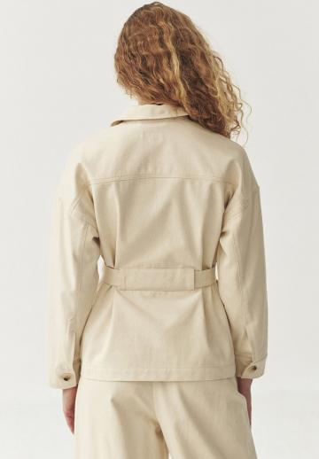 Куртка с накладнымит карманами