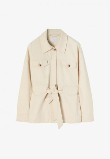 Куртка с накладнымит карманами