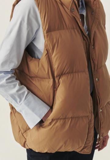 Пуховой жилет