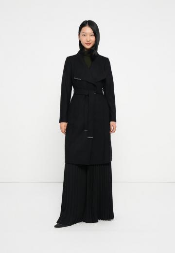 Шерстяное пальто