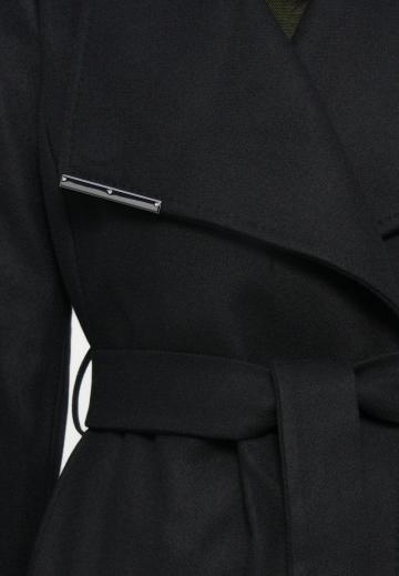 Шерстяное пальто