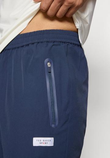 Спортивные штаны