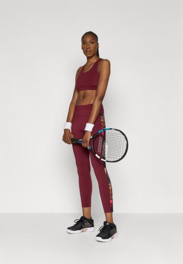 Спортивный бюстгальтер