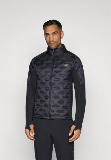 Спортивная куртка