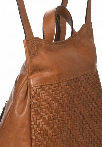 Кожаный рюкзак