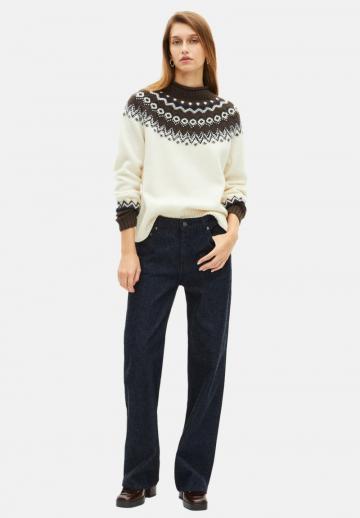 Прямые джинсы