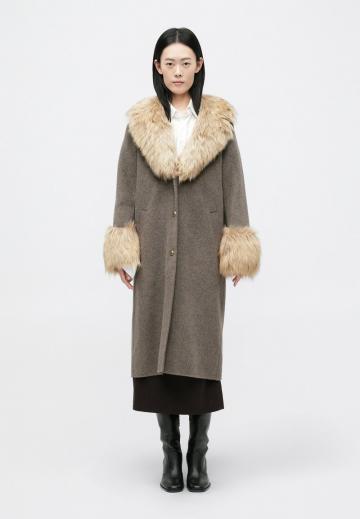 Шерстяное пальто