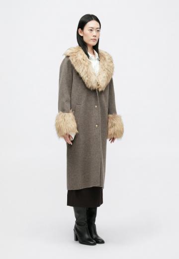 Шерстяное пальто