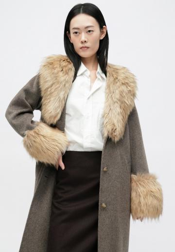 Шерстяное пальто