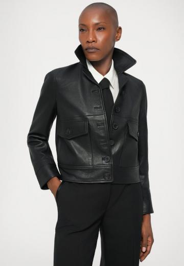 Короткая куртка