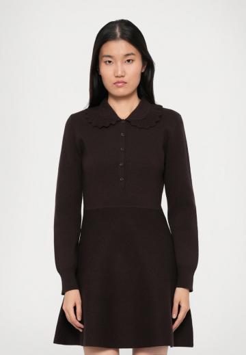 Вязаное платье