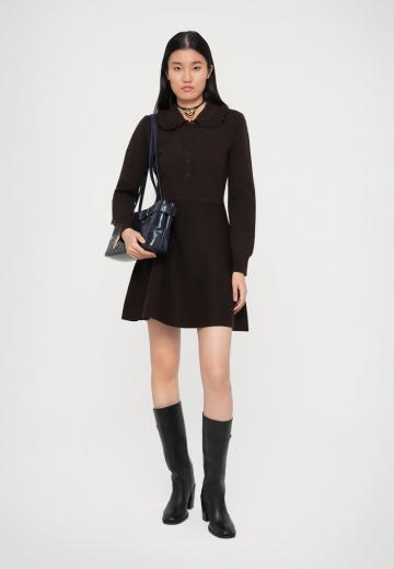 Вязаное платье